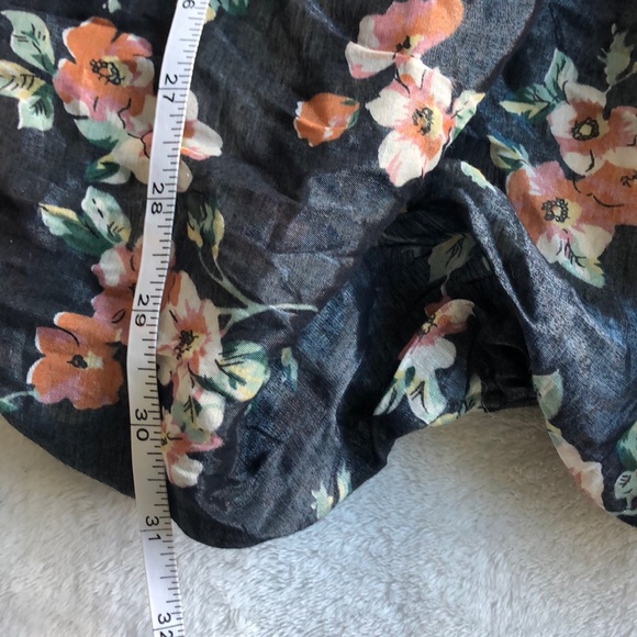 Dress with floral bottom - Picture 9 of 12